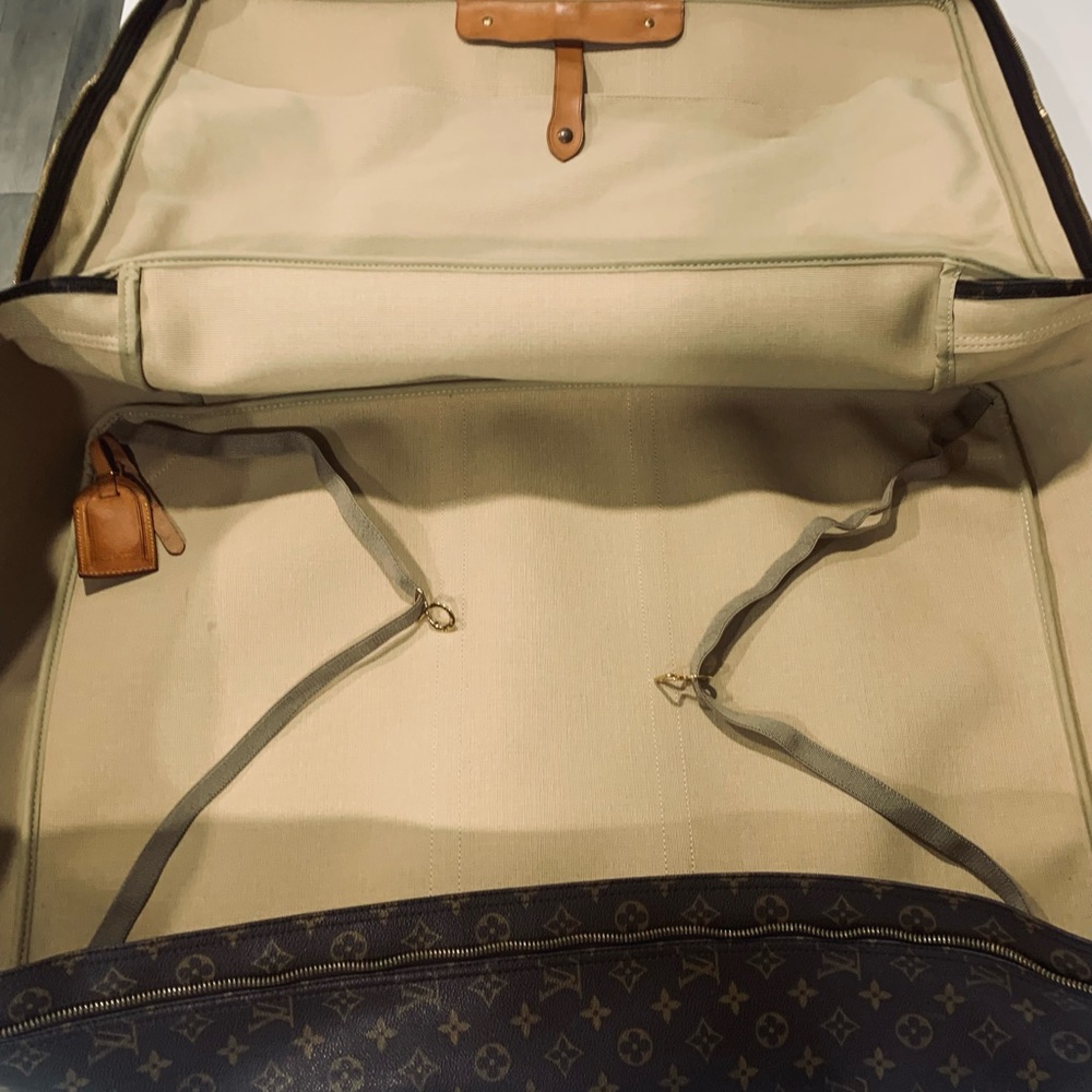 Louis Vuitton Authentic Luggage - Picture 12 of 14